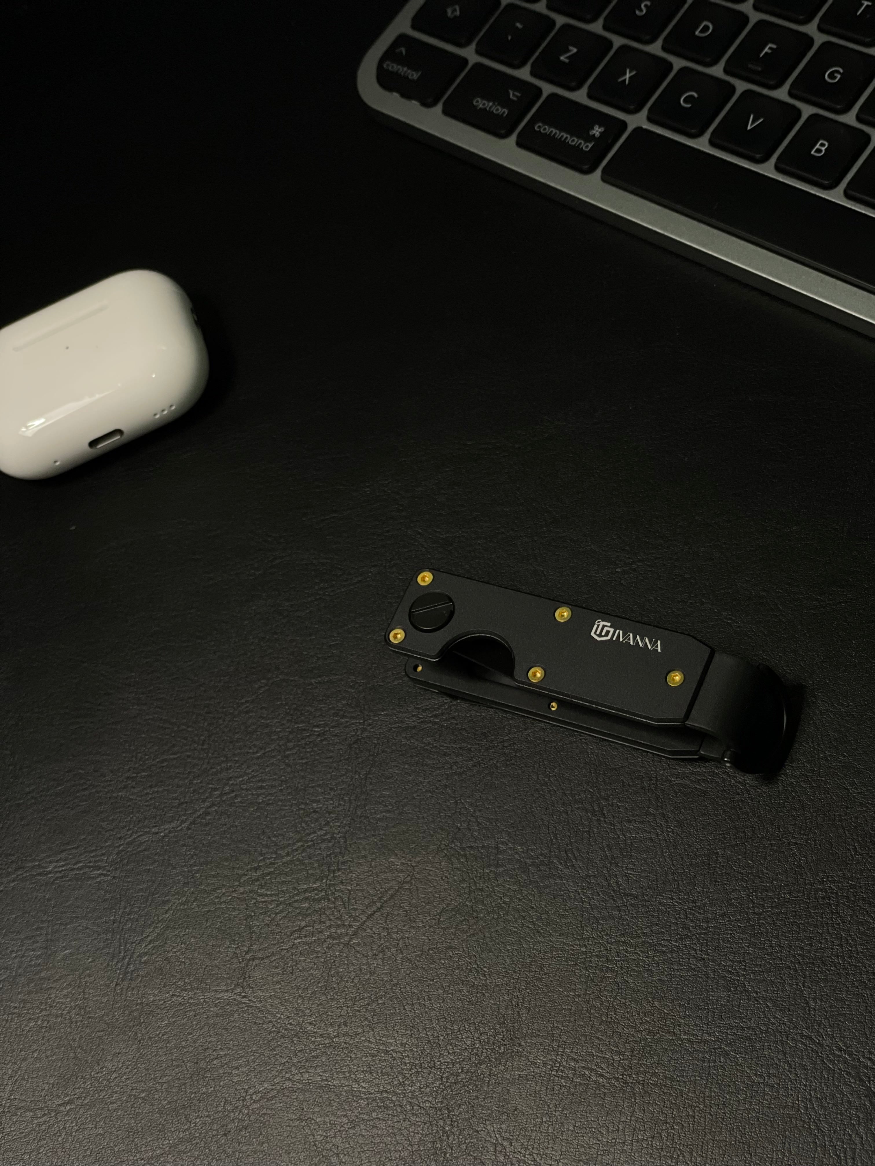 Givanna Premium Keycase | Obsidian Black