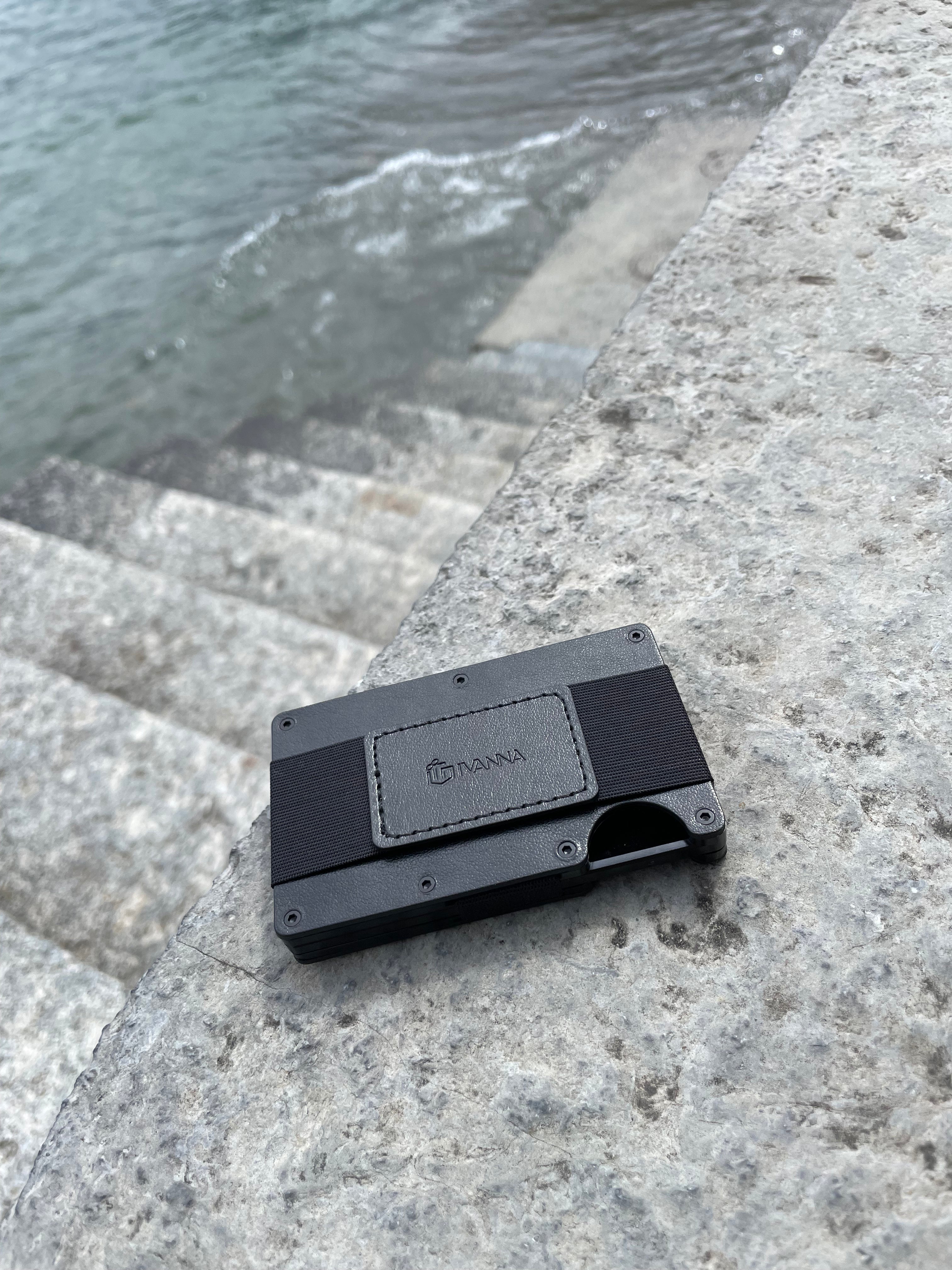 Givanna Wallet | Noir Black Leather